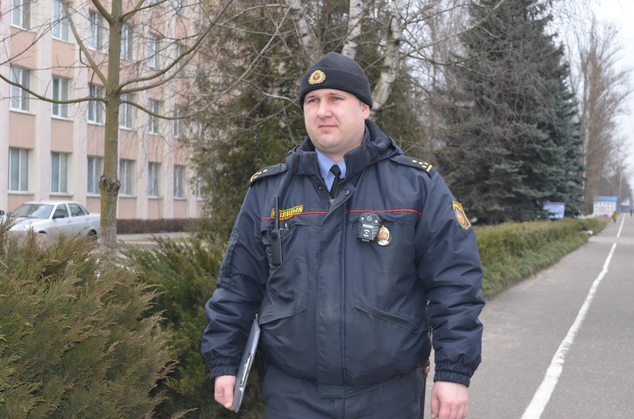 Принцип бобруйского участкового капитана милиции Андрея Комара – доводить все до конца Принцип бобруйского участкового капитана милиции Андрея Комара – доводить все до конца