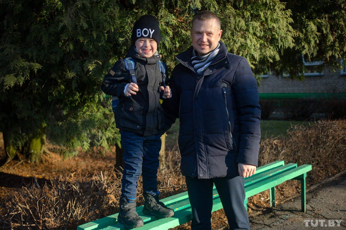 «Друзья говорили, что я сломаю себе жизнь». Папы детей с синдромом Дауна о страхах, любви и трудностях «Друзья говорили, что я сломаю себе жизнь». Папы детей с синдромом Дауна о страхах, любви и трудностях