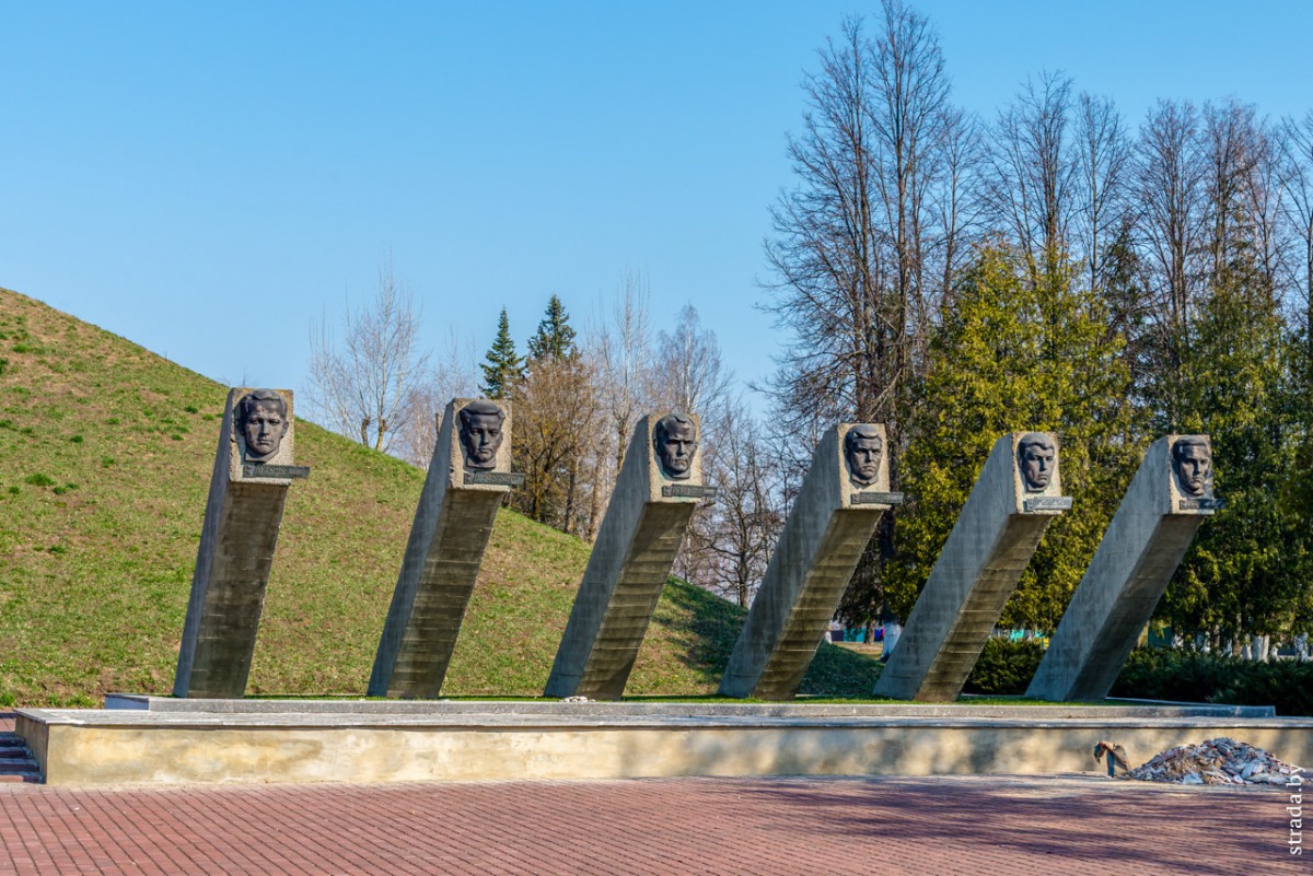 Мемориальный комплекс в Сычково Мемориальный комплекс в Сычково