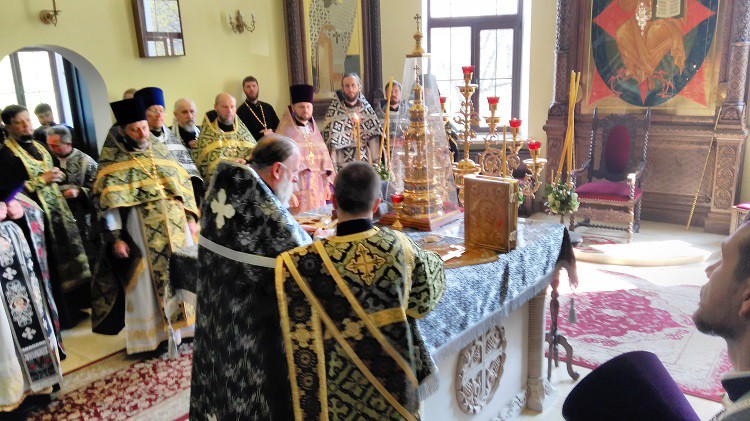 Епископ Серафим возглавил соборное служение духовенства Бобруйской епархии Епископ Серафим возглавил соборное служение духовенства Бобруйской епархии
