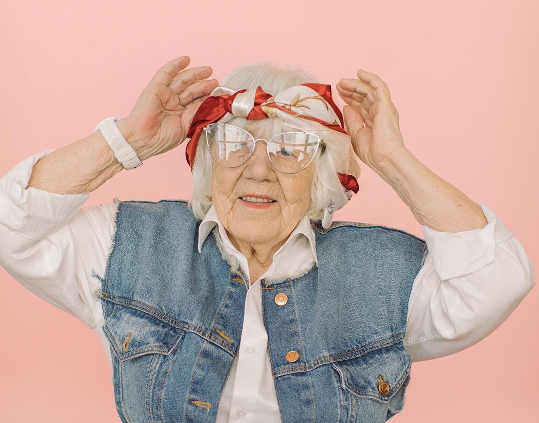 Как 89-летняя бабушка-блогер из Минска покоряет соцсети Как 89-летняя бабушка-блогер из Минска покоряет соцсети