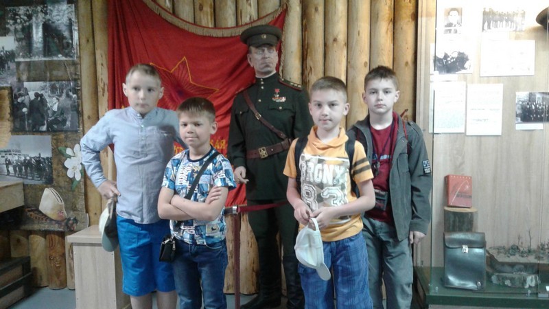 Чем старше становишься, тем интереснее в музеях... Чем старше становишься, тем интереснее в музеях...