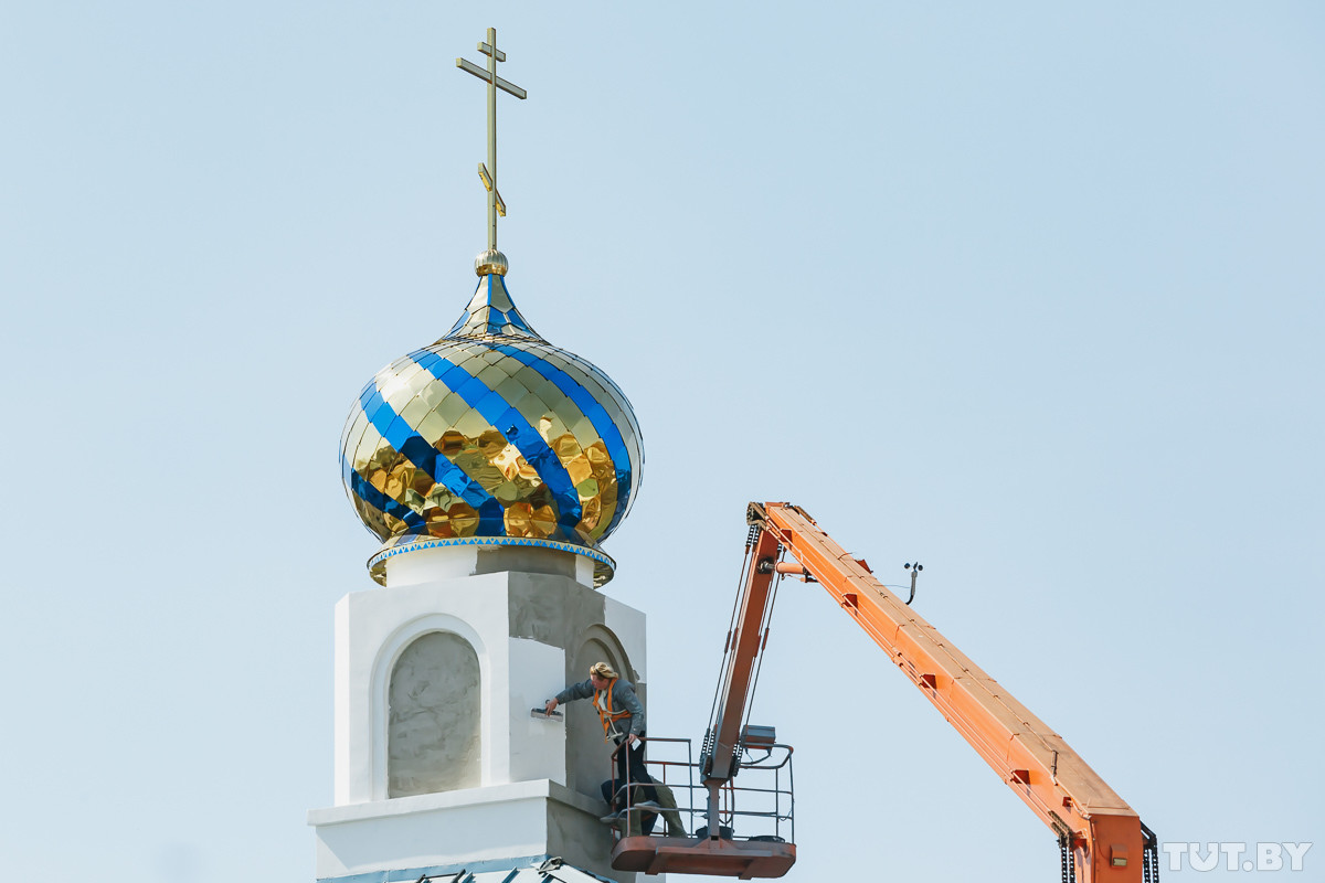 Власть взялась за неузаконенные церкви. Госорганы получили распоряжение из АП Власть взялась за неузаконенные церкви. Госорганы получили распоряжение из АП