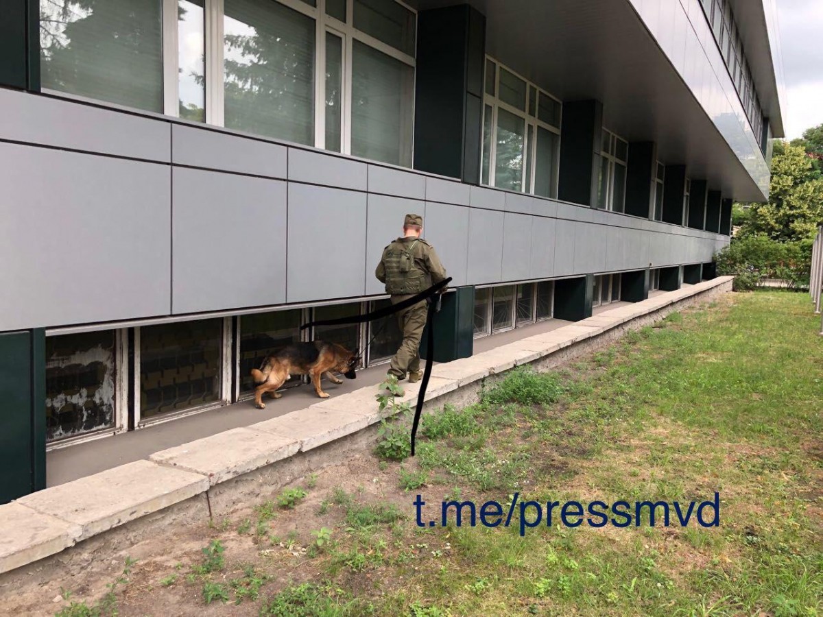 Сообщение о взрывных устройствах поступило сегодня на электронные почты обкомов БРСМ Сообщение о взрывных устройствах поступило сегодня на электронные почты обкомов БРСМ