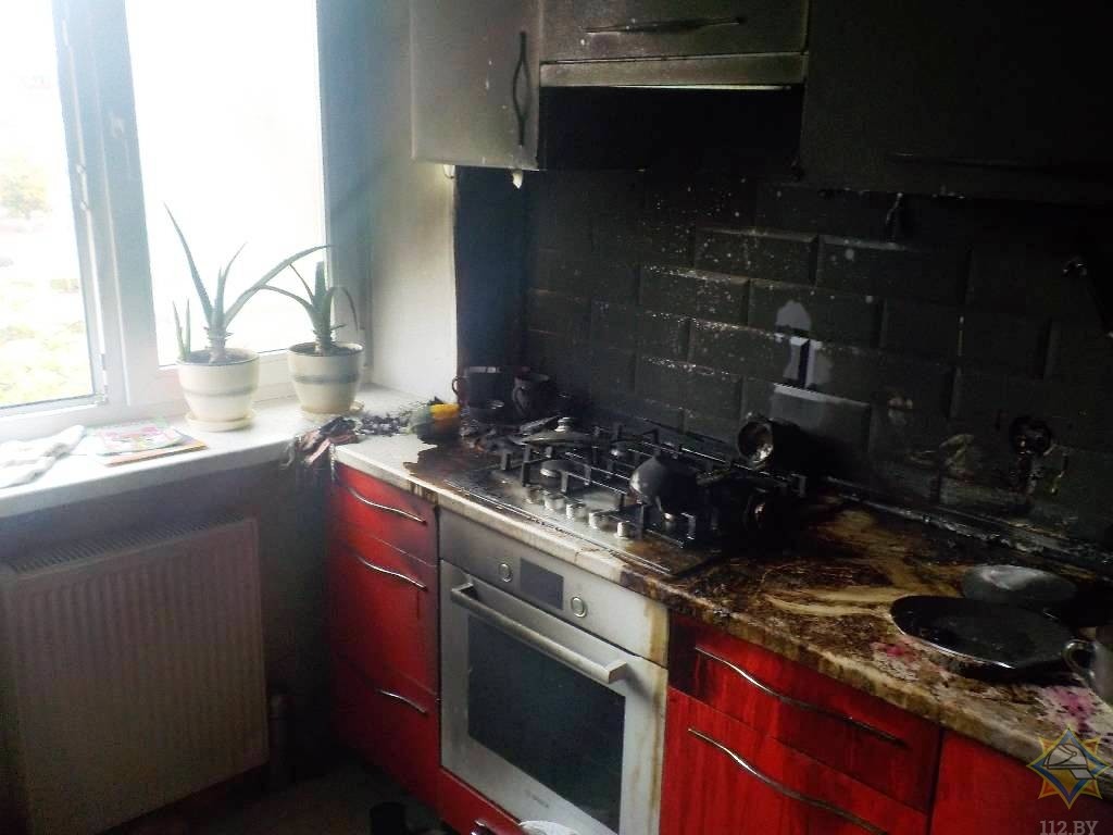 В Бобруйске случился пожар из-за банки с краской в ковшике В Бобруйске случился пожар из-за банки с краской в ковшике