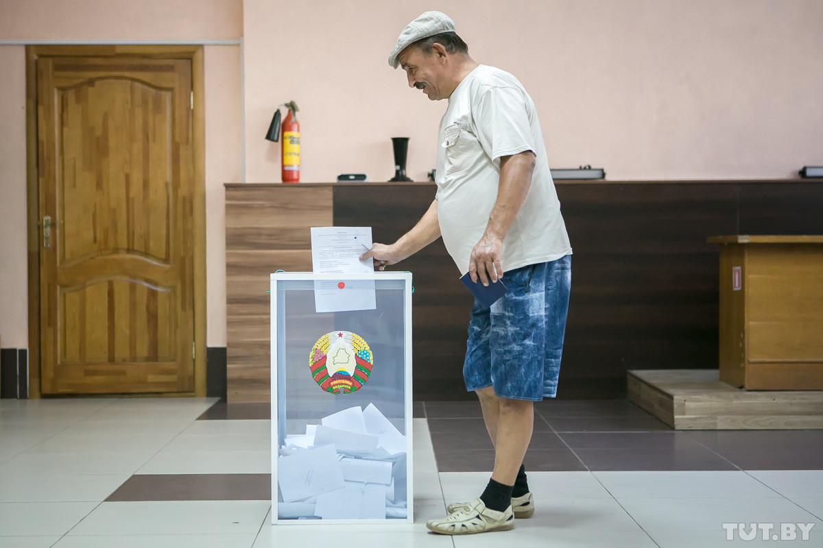Лукашенко: Не хочу, чтобы так называемая оппозиция искала подоплеку в словах о честности выборов Лукашенко: Не хочу, чтобы так называемая оппозиция искала подоплеку в словах о честности выборов