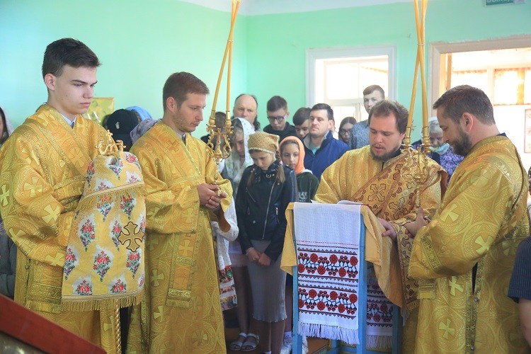 Воскресная Божественная литургия совершена в летней православной школе «Дружба» Воскресная Божественная литургия совершена в летней православной школе «Дружба»
