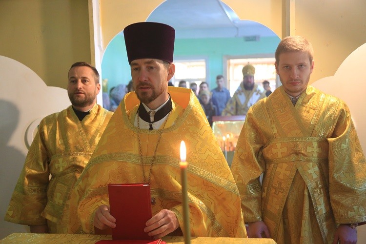 Воскресная Божественная литургия совершена в летней православной школе «Дружба» Воскресная Божественная литургия совершена в летней православной школе «Дружба»