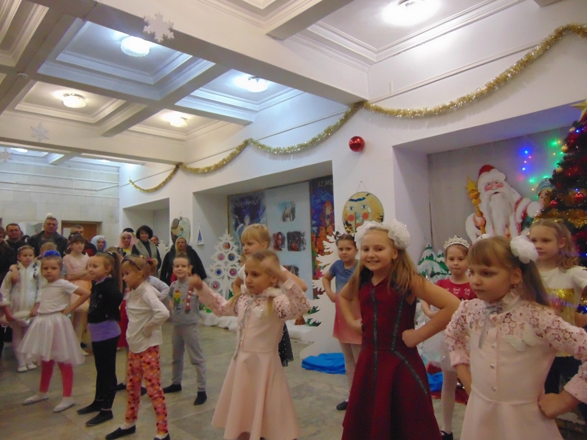 «Лаборатория танца» провела урок новогоднего волшебства