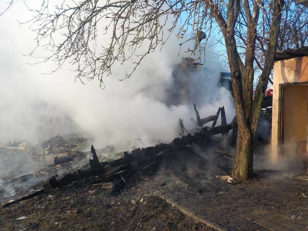 в бобруйском районе дотла сгорела баня