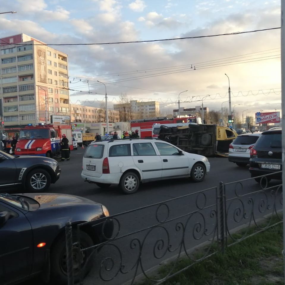 в бобруйске перевернулась маршрутка в бобруйске перевернулась маршрутка