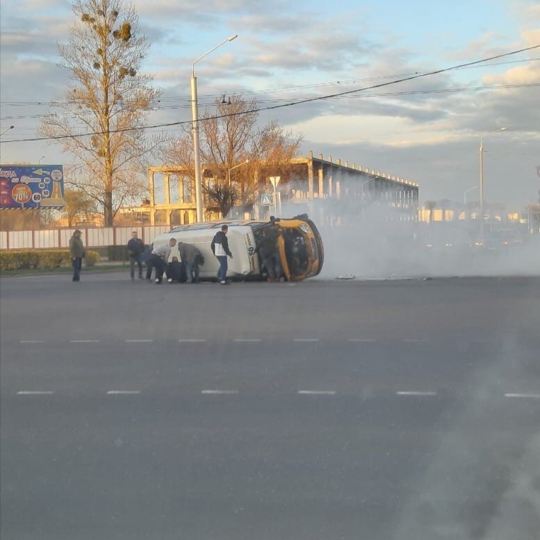 в бобруйске перевернулась маршрутка в бобруйске перевернулась маршрутка