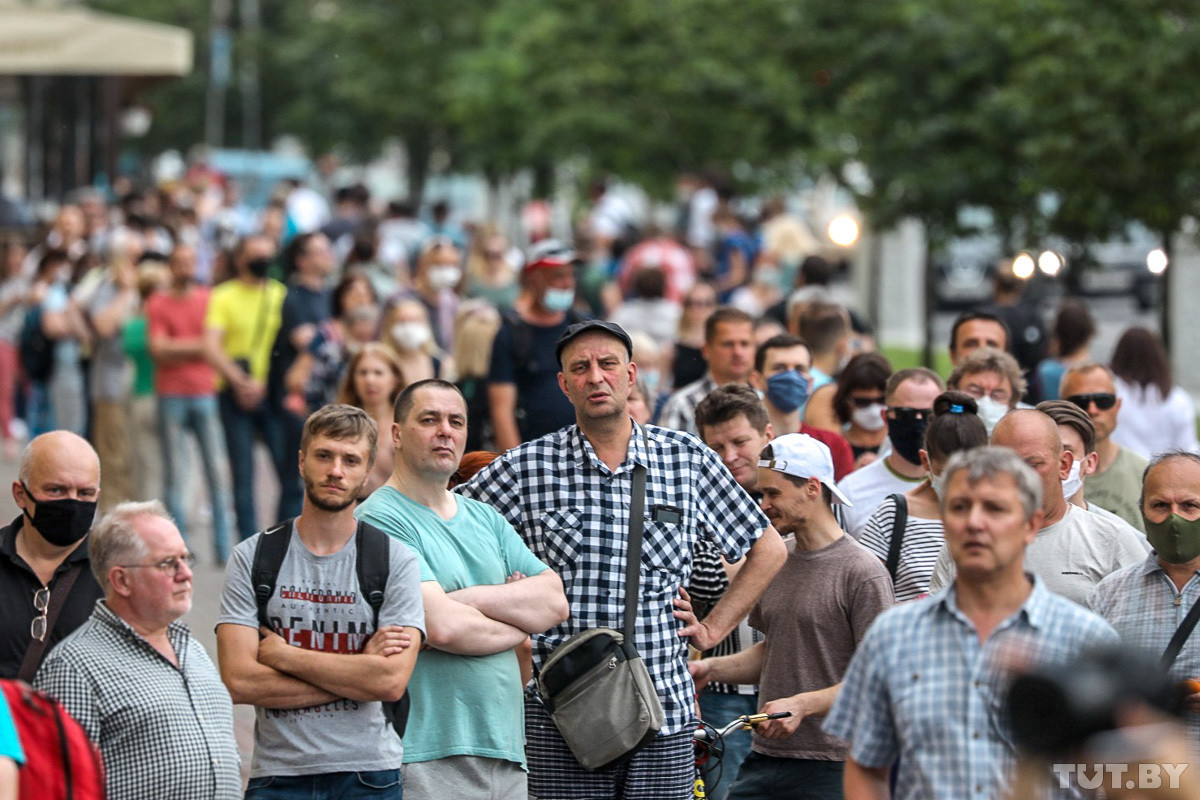 Цепь солидарности в Минске: акция длилась больше шести часов Цепь солидарности в Минске: акция длилась больше шести часов