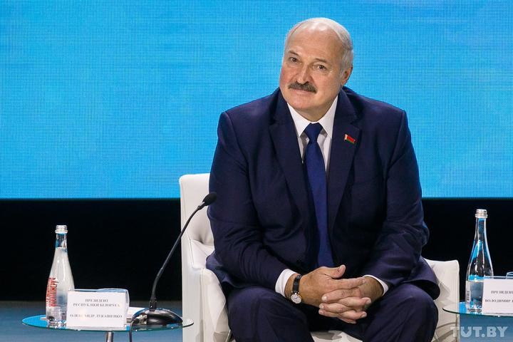 Какой была Конституция 1994 года, которую предлагает вернуть Бабарико? Объясняем Какой была Конституция 1994 года, которую предлагает вернуть Бабарико? Объясняем