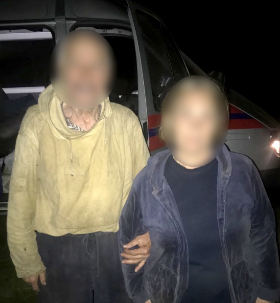 Торчала палка с бумажкой с надписью SOS. На Гомельщине нашли бобруйчанина, который провел в лесу двое суток Торчала палка с бумажкой с надписью SOS. На Гомельщине нашли бобруйчанина, который провел в лесу двое суток