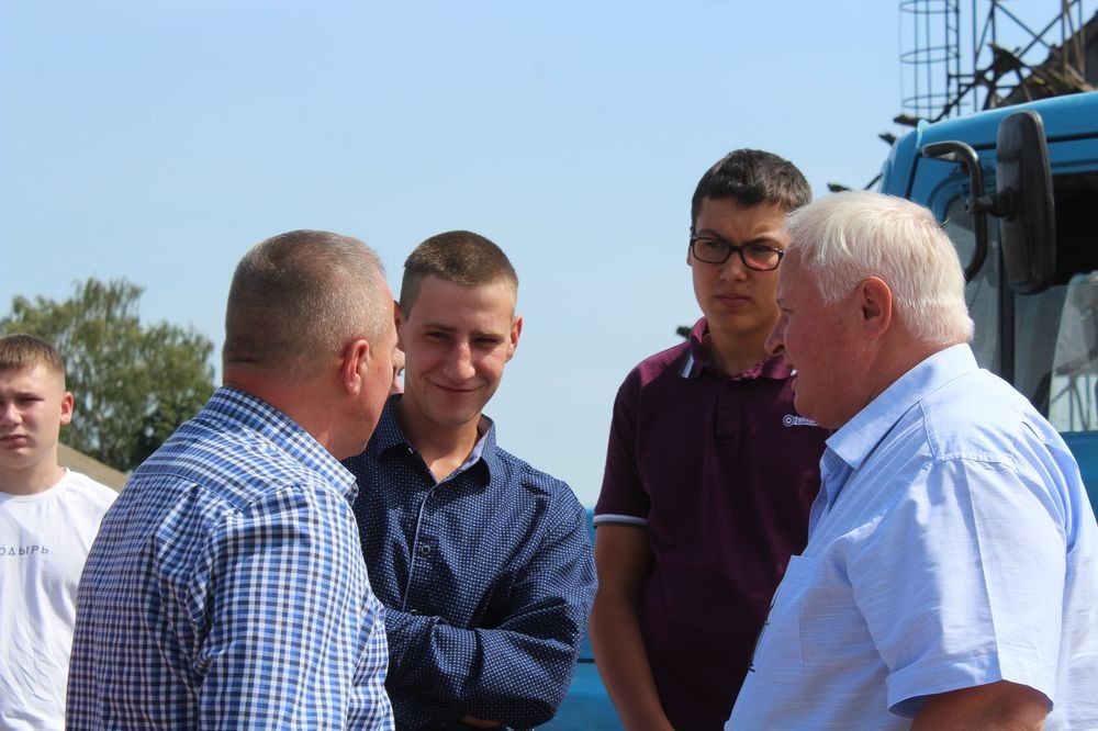 У Бабруйскім раёне прывіталі маладых спецыялістаў У Бабруйскім раёне прывіталі маладых спецыялістаў