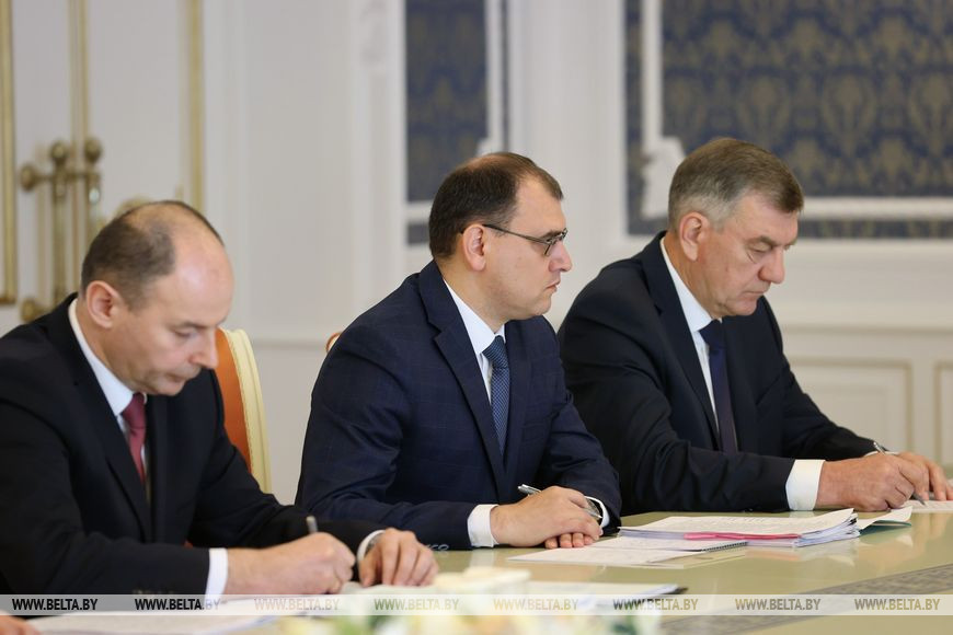 О вводе АЭС и нефтепереработке - Лукашенко рассчитывает на мощную работу топливно-энергетического комплекса О вводе АЭС и нефтепереработке - Лукашенко рассчитывает на мощную работу топливно-энергетического комплекса