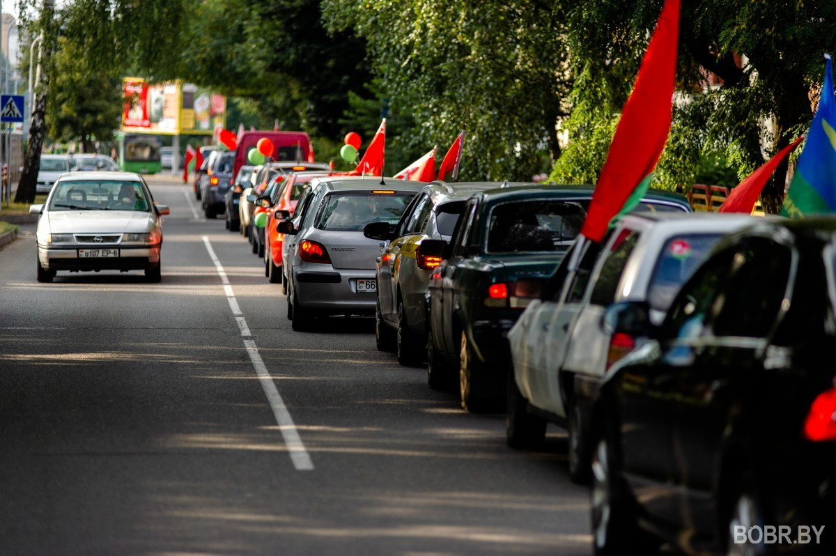 Ли беларусь. Автопробег Лукашенко. Автопробег. Патриоты Белоруссии.