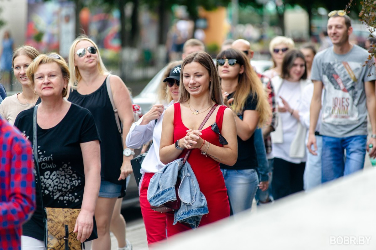 23 августа в Бобруйске прошла очередная акция протеста (фото и стрим VALIDOL). Дополнено 23 августа в Бобруйске прошла очередная акция протеста (фото и стрим VALIDOL). Дополнено