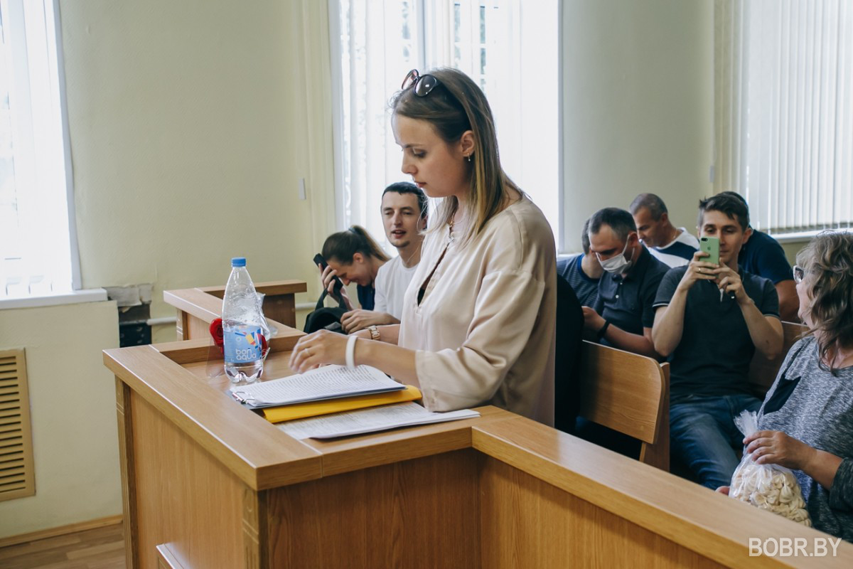 Участницу проекта “NovaЯ” судили за административное правонарушение. Суд перенесён Участницу проекта “NovaЯ” судили за административное правонарушение. Суд перенесён