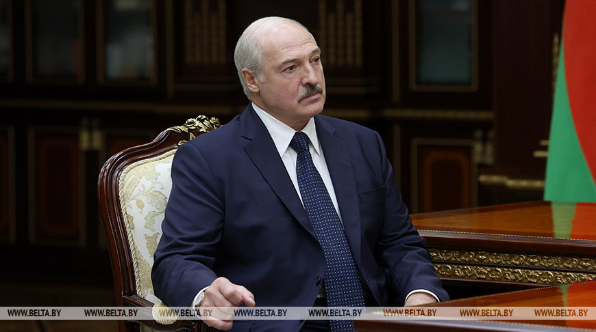 Лукашенко принял с докладом председателя Следственного комитета Лукашенко принял с докладом председателя Следственного комитета