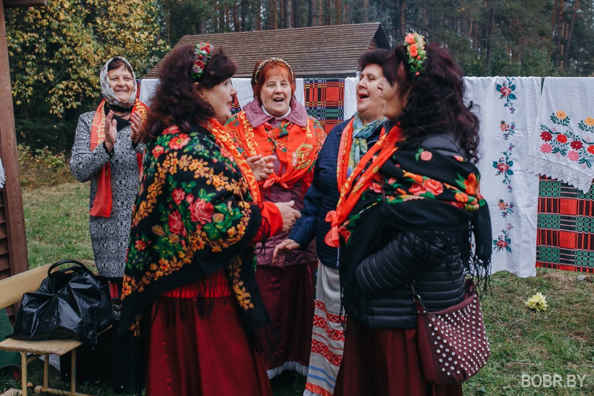 В деревне Глуша прошла ярмарка “Глушанскi хутарок” В деревне Глуша прошла ярмарка “Глушанскi хутарок”