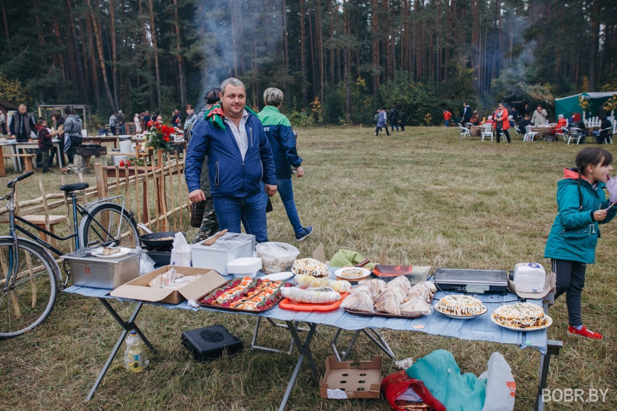 В деревне Глуша прошла ярмарка “Глушанскi хутарок” В деревне Глуша прошла ярмарка “Глушанскi хутарок”