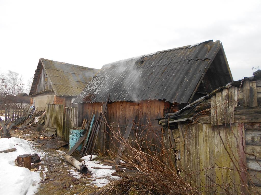 Горели бани и дом: в Бобруйском районе за три дня произошло три пожара