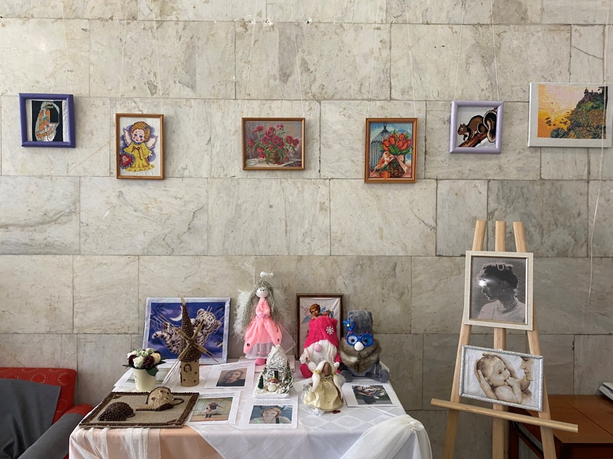В Бобруйске открылась выставка «Через творчество к единению»