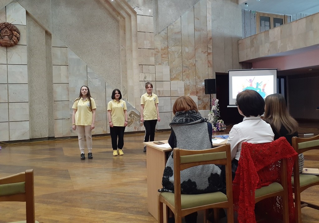 В Бобруйске прошел танцевальный конкурс-акция «Молодежь за здоровый образ жизни!» среди учащейся молодежи города.