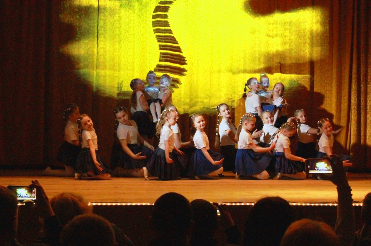 В Бобруйске прошел отчетный концерт танцевальных студий «Dance time» и «Лаборатория танца»