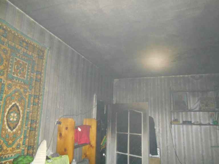 В Бобруйске на Ульяновской горела квартира. Непотушенная свеча могла стать причиной
