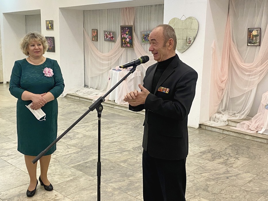 В Бобруйске открылась персональная выставка Татьяны Филоновой «Ленточная рапсодия»