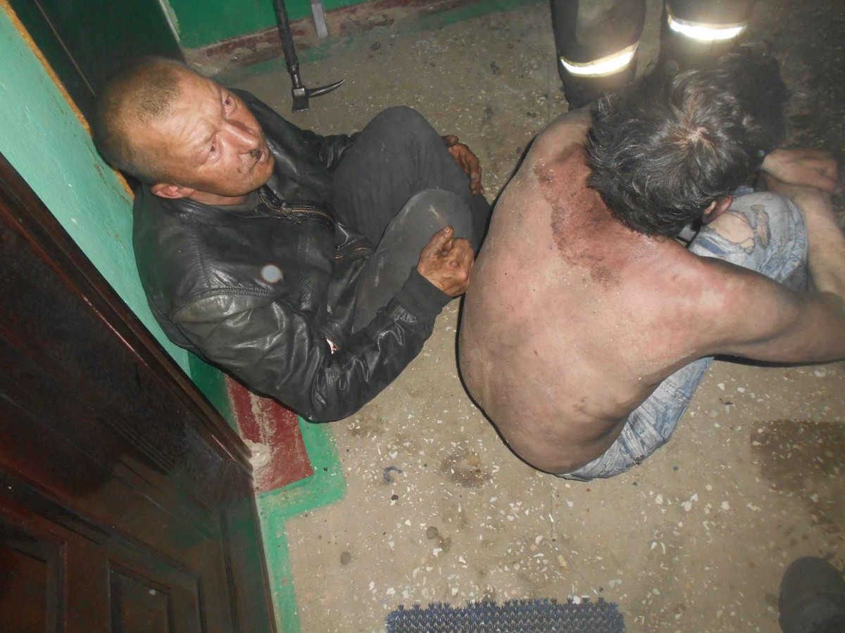 На Ульяновской на пожаре спасены двое мужчин