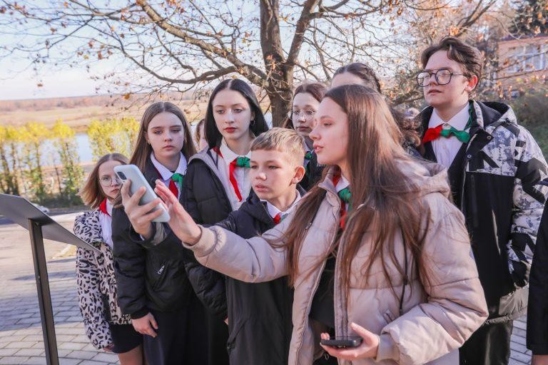 В Бобруйске прошла народно-патриотическая акция «Мы вместе – за Беларусь!»