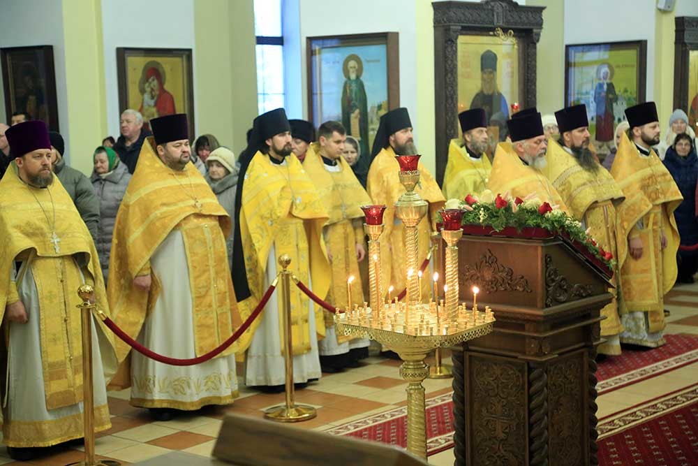 В Никольском кафедральном соборе г. Бобруйска состоялась общеепархиальная Божественная литургия