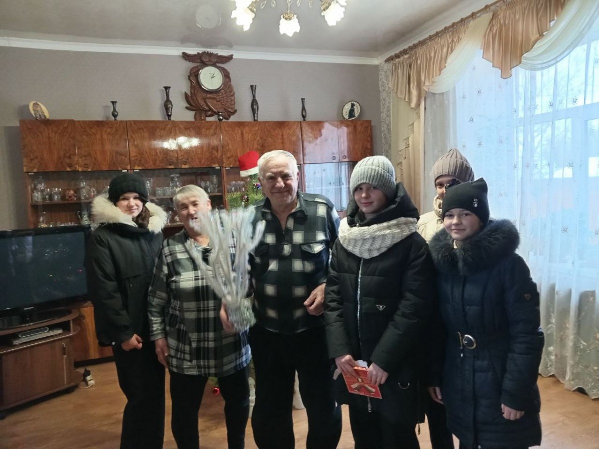 В Беларуси проходит республиканская благотворительная акция для пожилых людей «От всей души», к которой присоединились и тимуровцы всех пионерских дружин Бобруйского района.