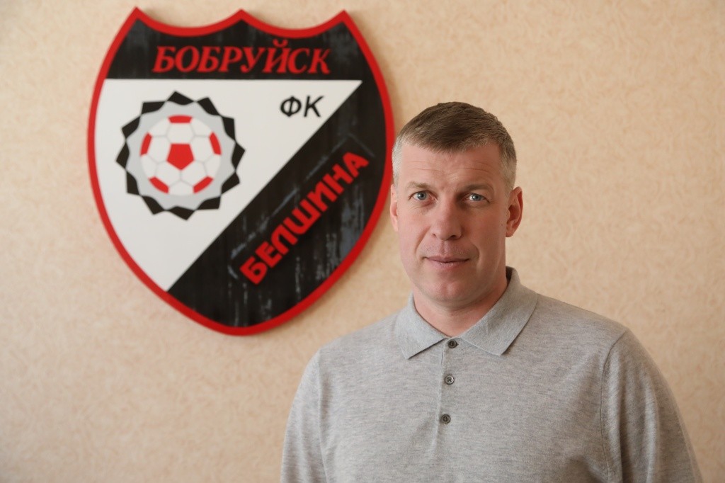 В сезоне 2013 был тренером юношеской команды «Славии»