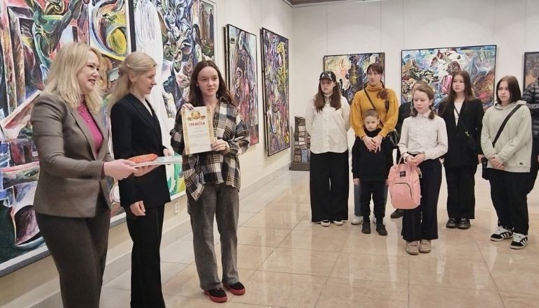 ­4 апреля в Бобруйском художественном музее состоялась церемония награждения участников Международного конкурса детской живописи «Зелёное развитие для зелёного будущего» (Китай, провинция Цзянсу)