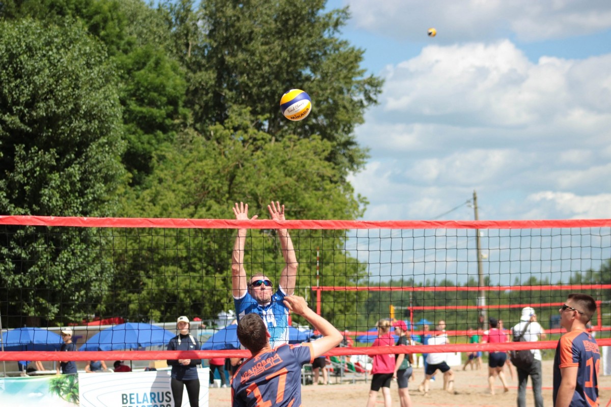 В Бобруйске прошли соревнования по пляжному волейболу
