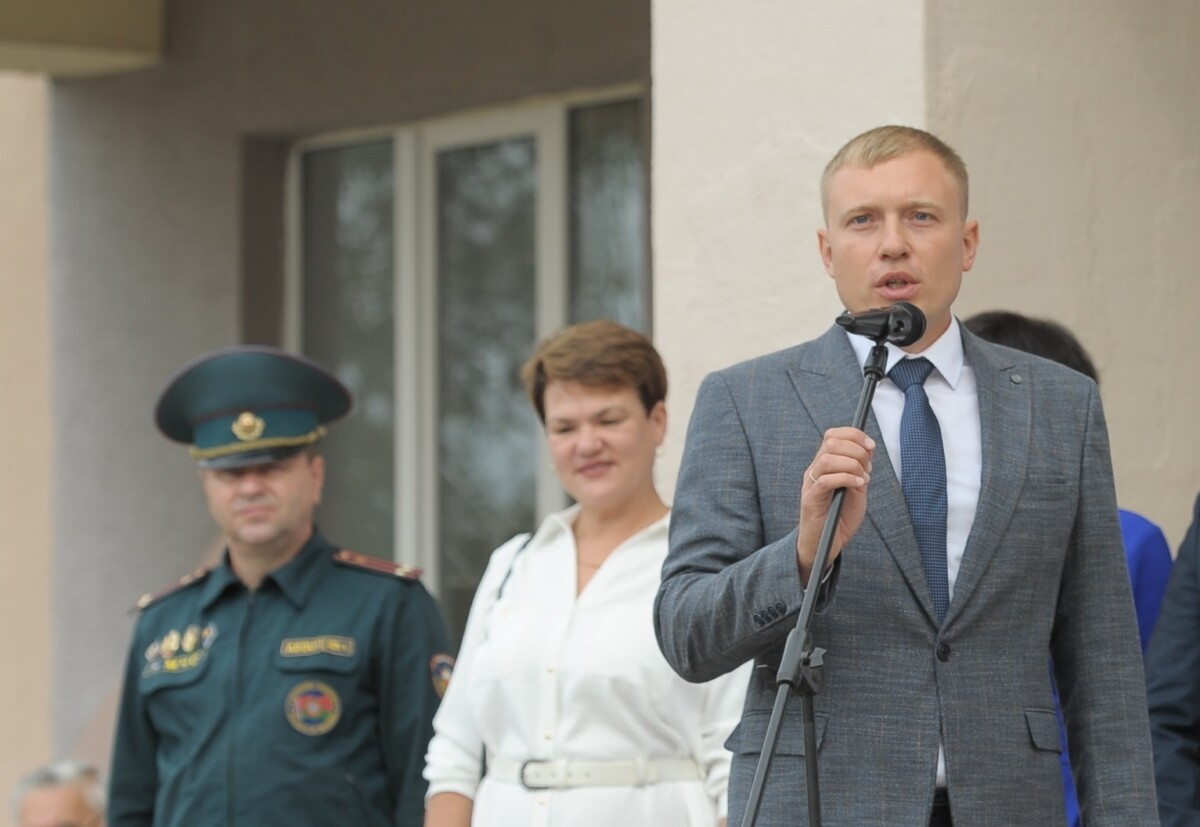 Первый звонок, оповещающий о начале учебного года, прозвучал сегодня во всех школах Бобруйского района.