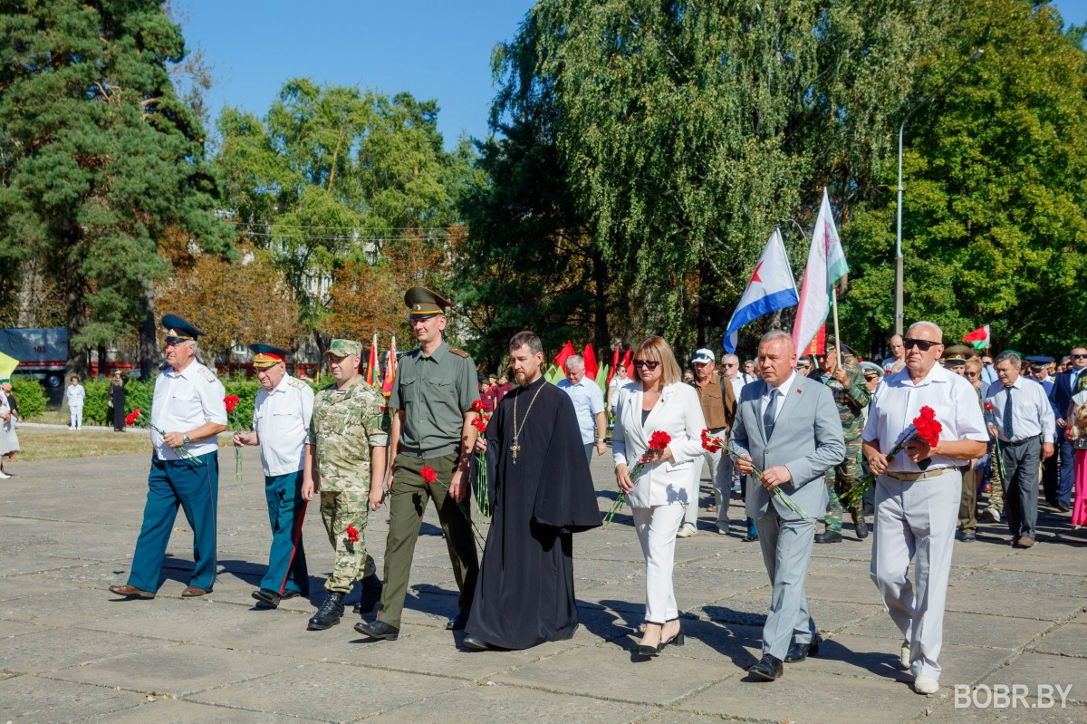 В Бобруйске отпразновали День танкиста. Фоторепортаж