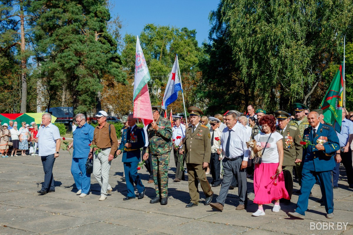 В Бобруйске отпразновали День танкиста. Фоторепортаж