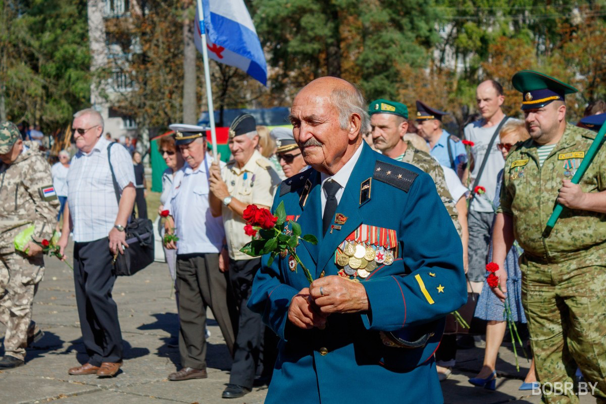 В Бобруйске отпразновали День танкиста. Фоторепортаж