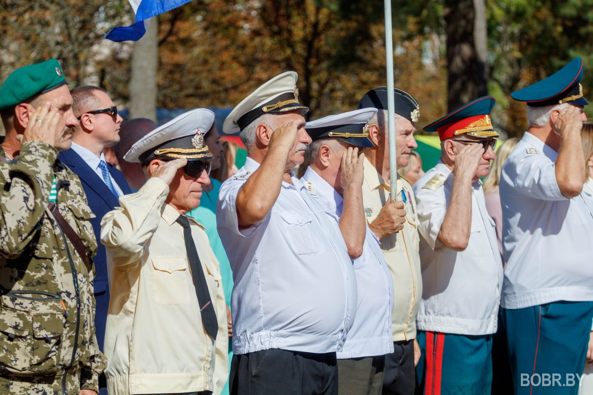 В Бобруйске отпразновали День танкиста. Фоторепортаж