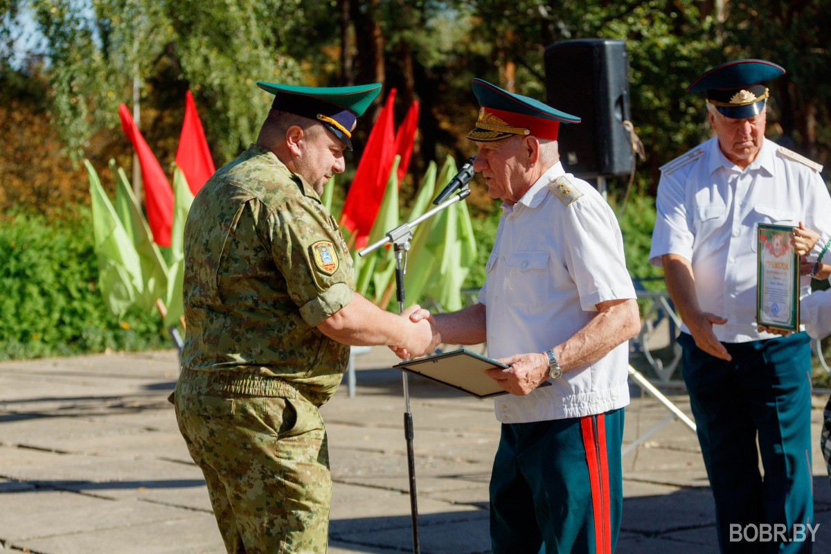 В Бобруйске отпразновали День танкиста. Фоторепортаж