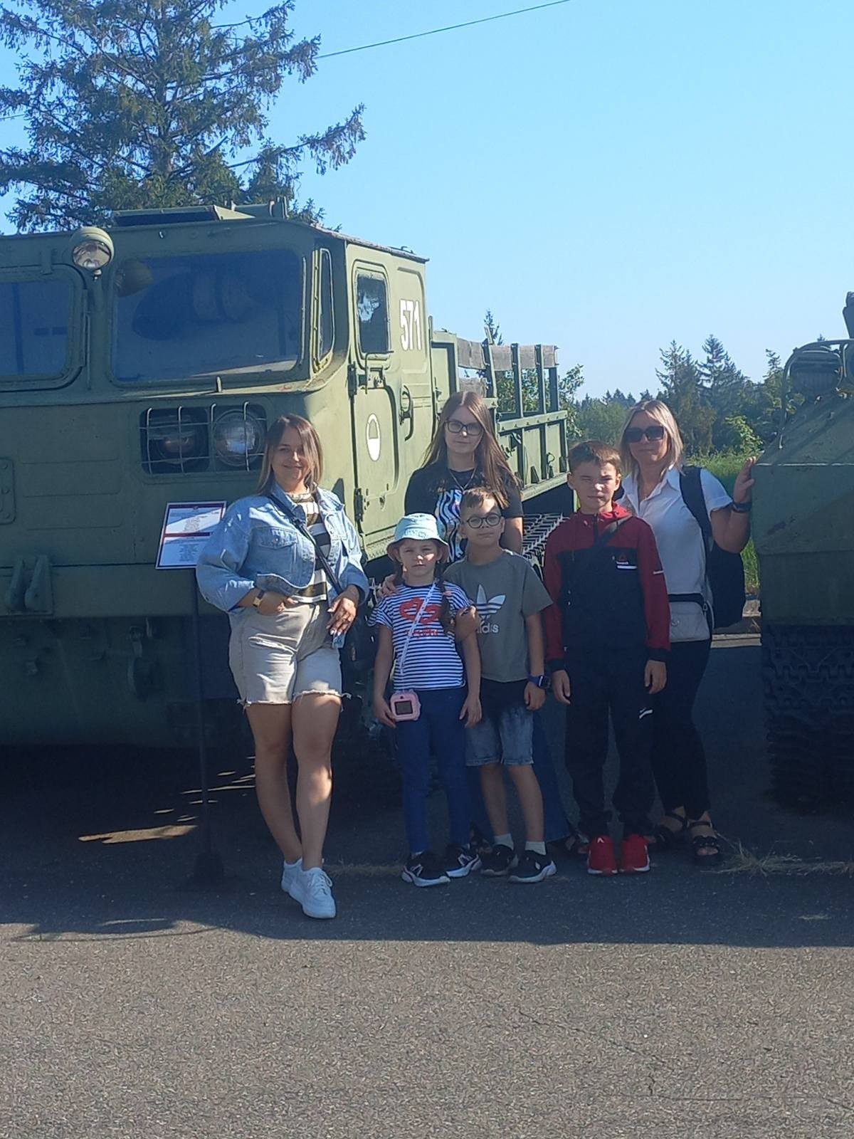 Поездка была активная и очень познавательная, дорога домой под обмен впечатлениями прошла не заметно...