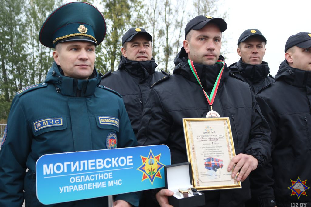 В Гродно завершился республиканский конкурс «Лучший водитель органов и подразделений МЧС».