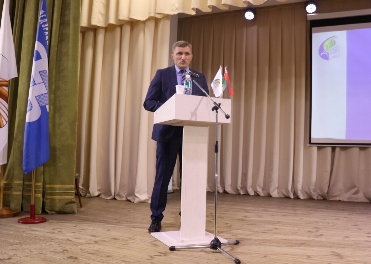 XXXIII Справаздачна-выбарчая канферэнцыя Бабруйскай раённай арганізацыі Беларускага прафесійнага саюза работнікаў адукацыі і навукі прайшла ў раённым Цэнтры культуры сёння. XXXIII Справаздачна-выбарчая канферэнцыя Бабруйскай раённай арганізацыі Беларускага прафесійнага саюза работнікаў адукацыі і навукі прайшла ў раённым Цэнтры культуры сёння.