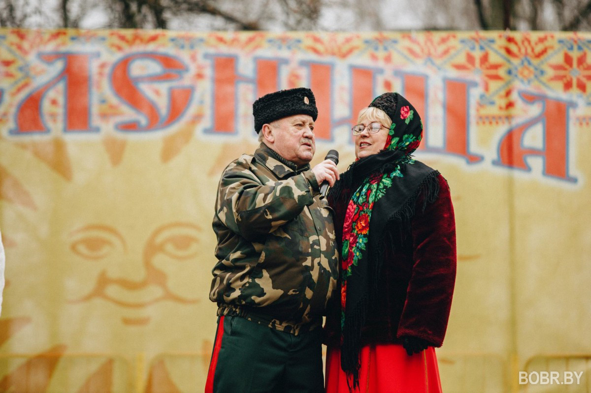 масленица в городском парке